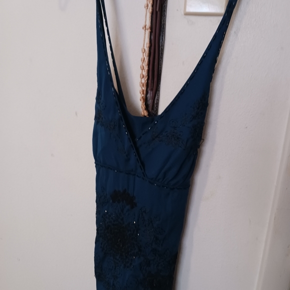 BEBE embroider top criss cross straps - Picture 2 of 2